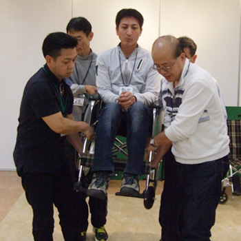 実技研修の様子